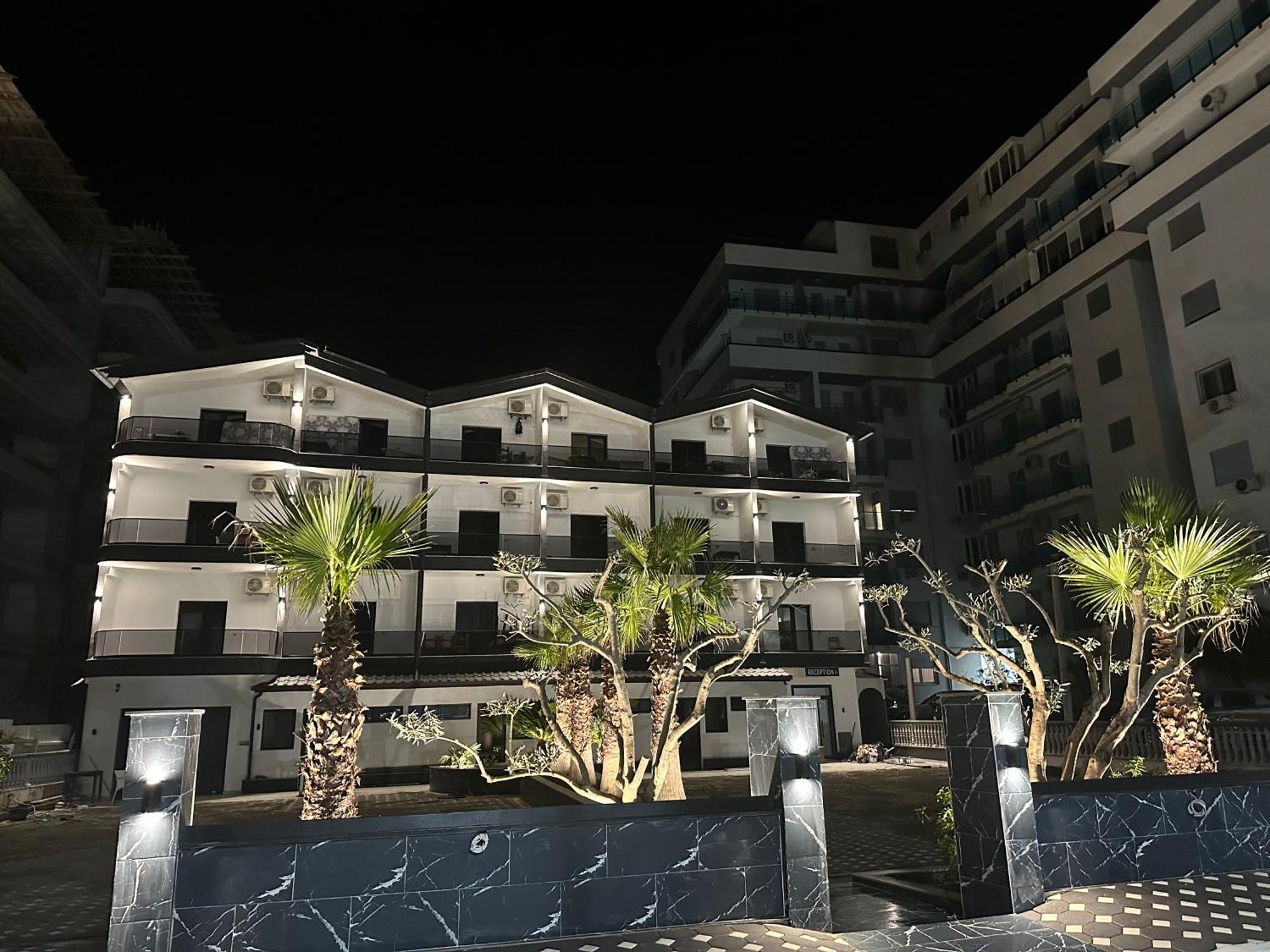Molla Hotel Restorant Shengjin Bagian luar foto