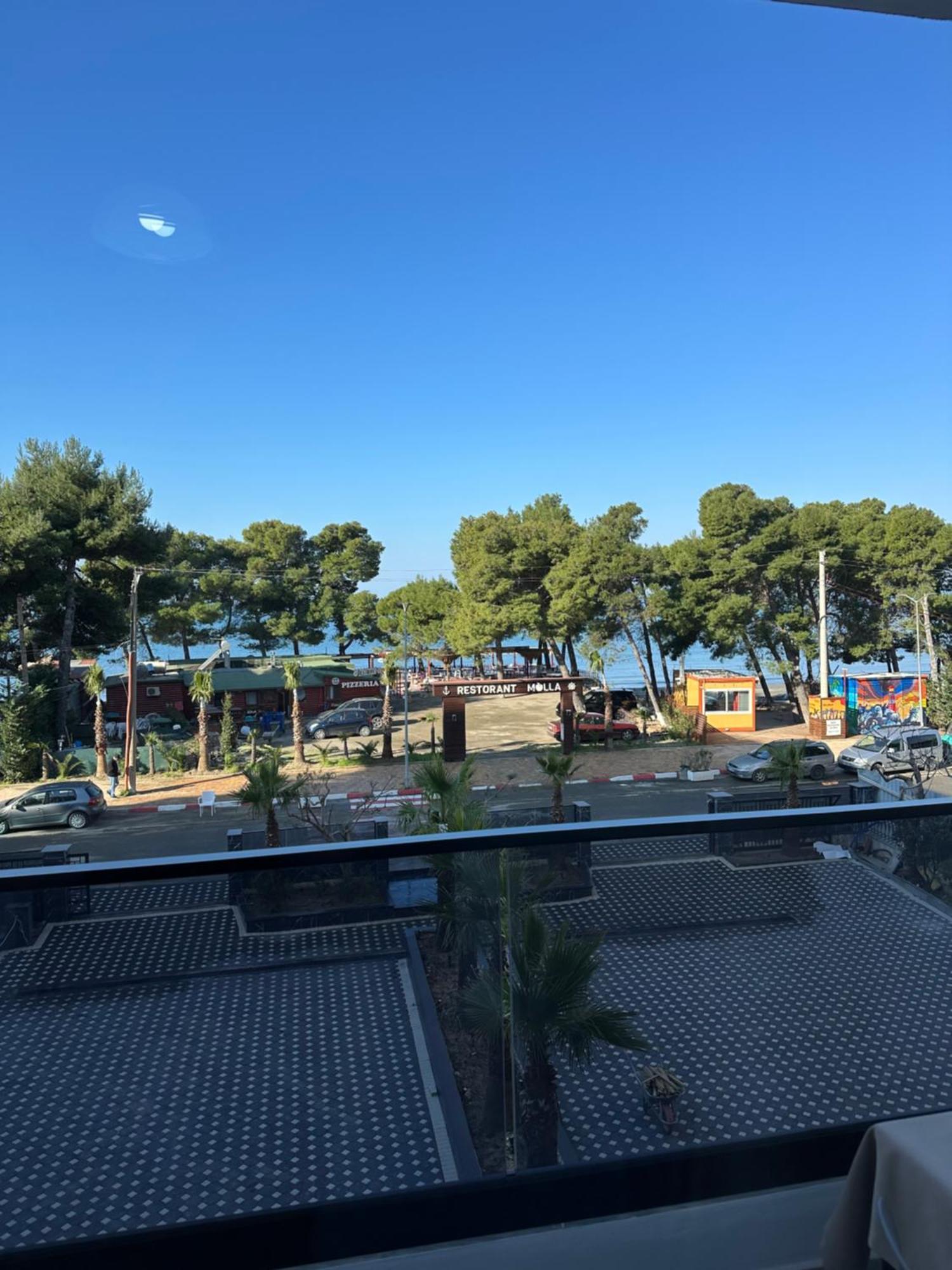 Molla Hotel Restorant Shengjin Bagian luar foto