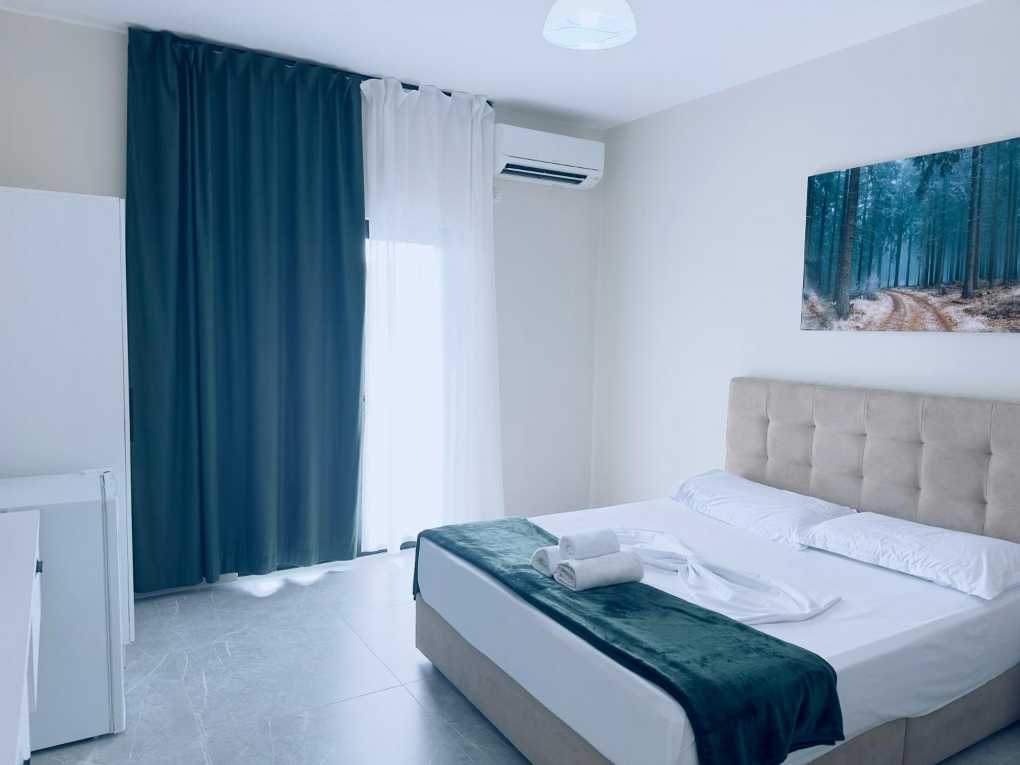 Molla Hotel Restorant Shengjin Bagian luar foto
