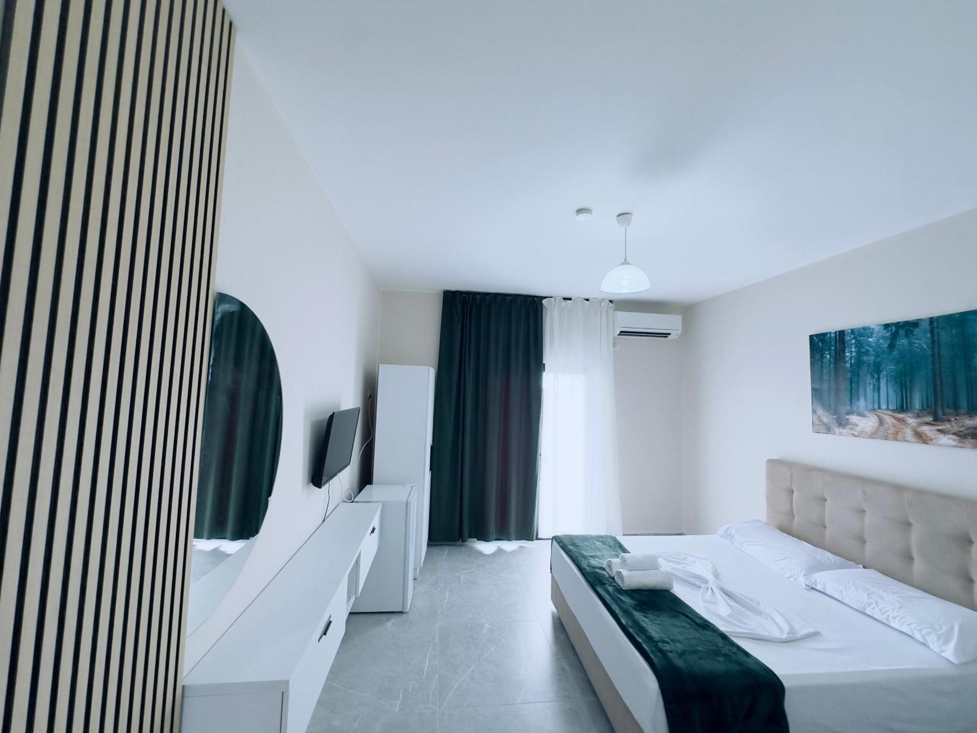 Molla Hotel Restorant Shengjin Bagian luar foto